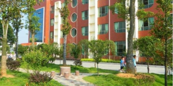 學(xué)校裝校園智能鎖的三個(gè)好處